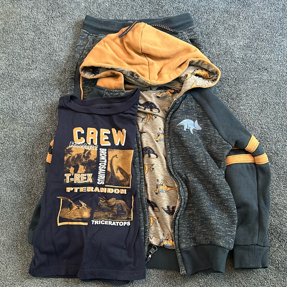 Boys 4t Epic Threads Tan and Navy Dinosaur Jogger Set